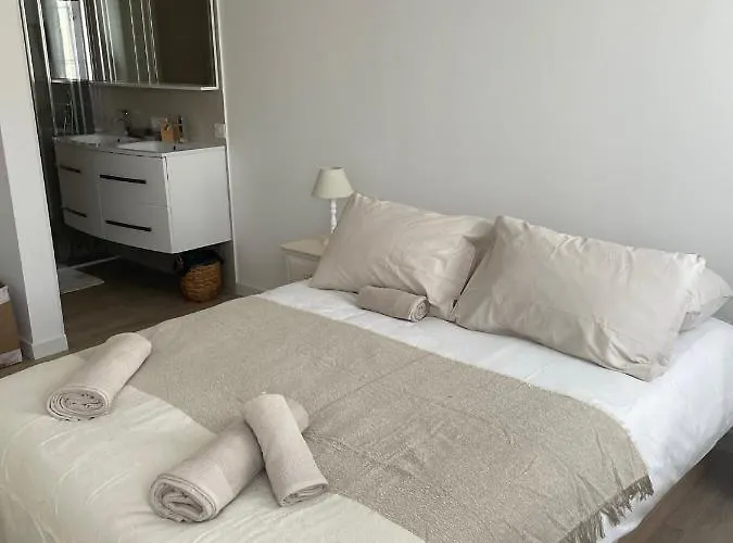 Duplex Place Des Lices